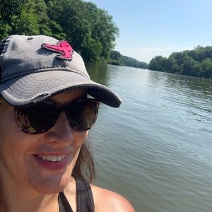 Meet your Posher, Carrie